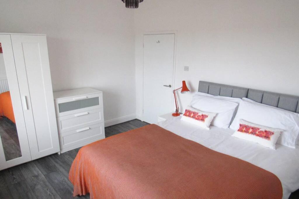 Plas Darien-3 Bed Apt- Sea Views - Sleeps 5 Trearddur Exterior photo