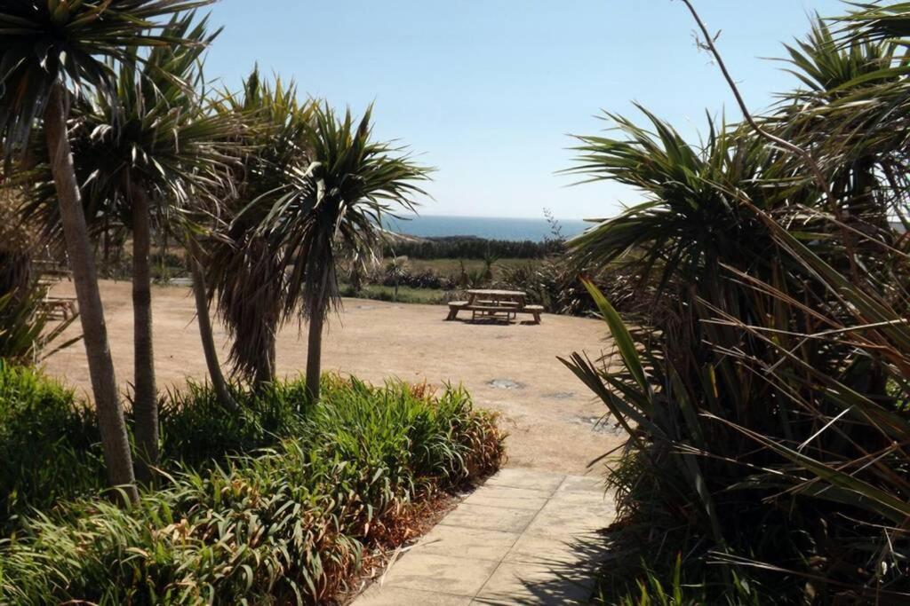 Plas Darien-3 Bed Apt- Sea Views - Sleeps 5 Trearddur Exterior photo